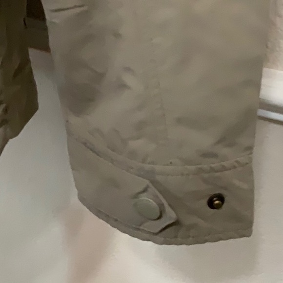 Craghoppers NOSILIFE ADVENTURE JACKET - Pebble - Picture 6 of 16